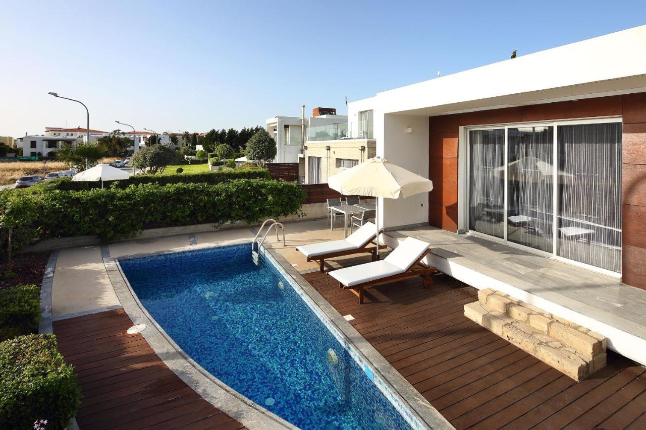 Paradise Cove Luxurious Beach Villas Paphos Esterno foto