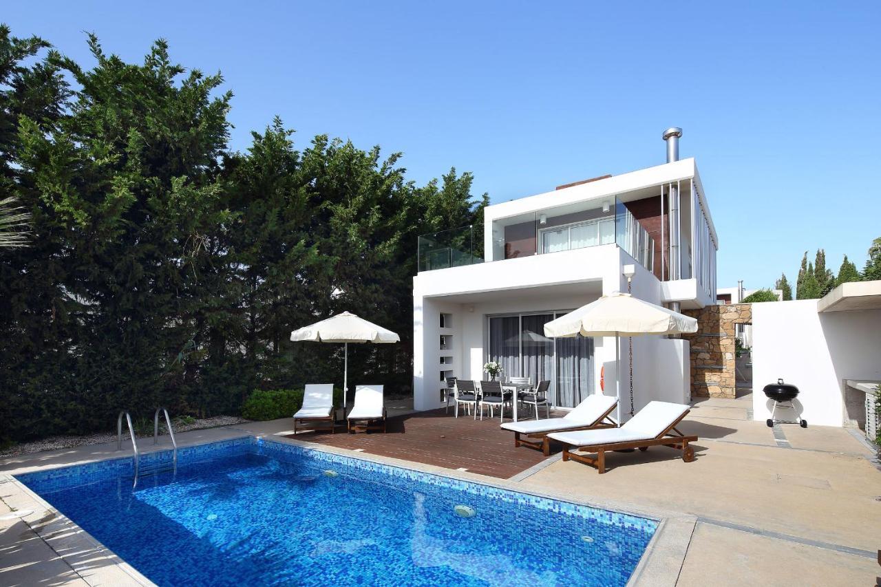 Paradise Cove Luxurious Beach Villas Paphos Esterno foto
