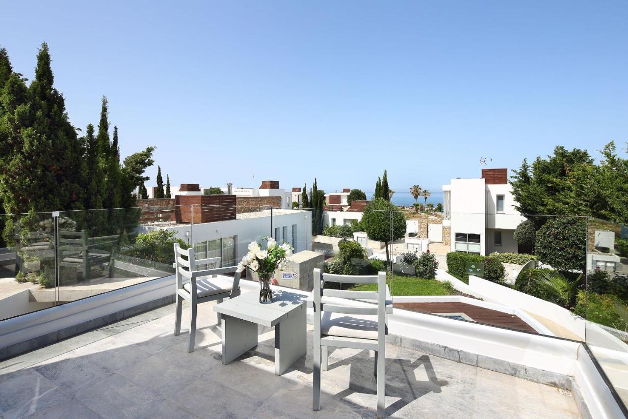 Paradise Cove Luxurious Beach Villas Paphos Esterno foto