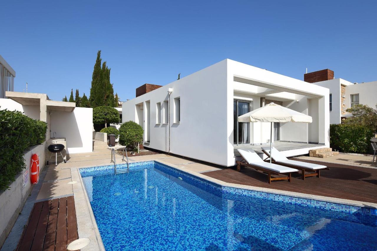 Paradise Cove Luxurious Beach Villas Paphos Esterno foto