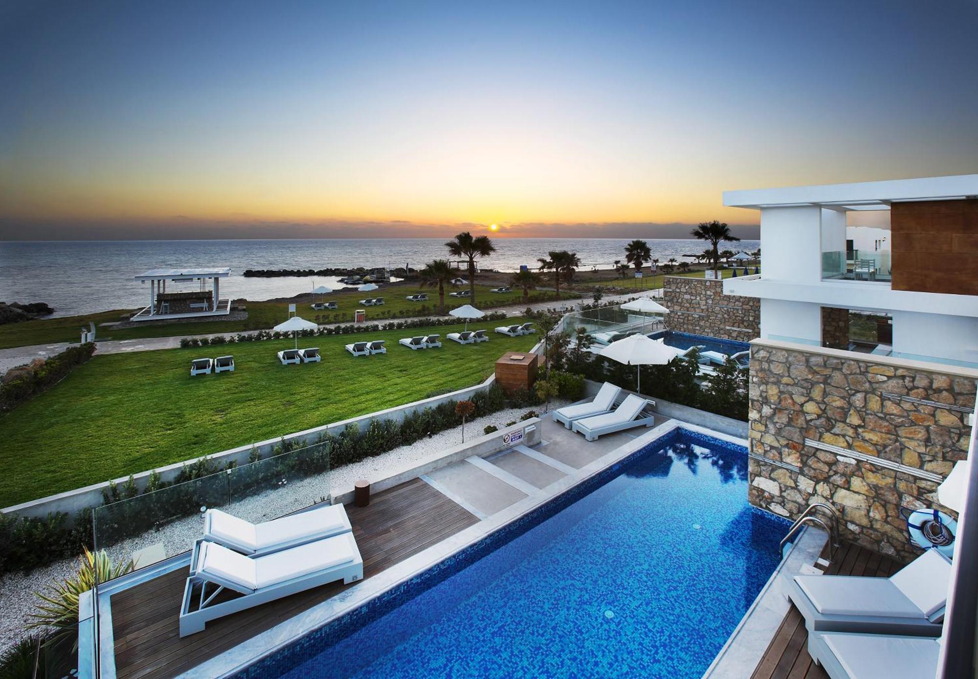 Paradise Cove Luxurious Beach Villas Paphos Esterno foto