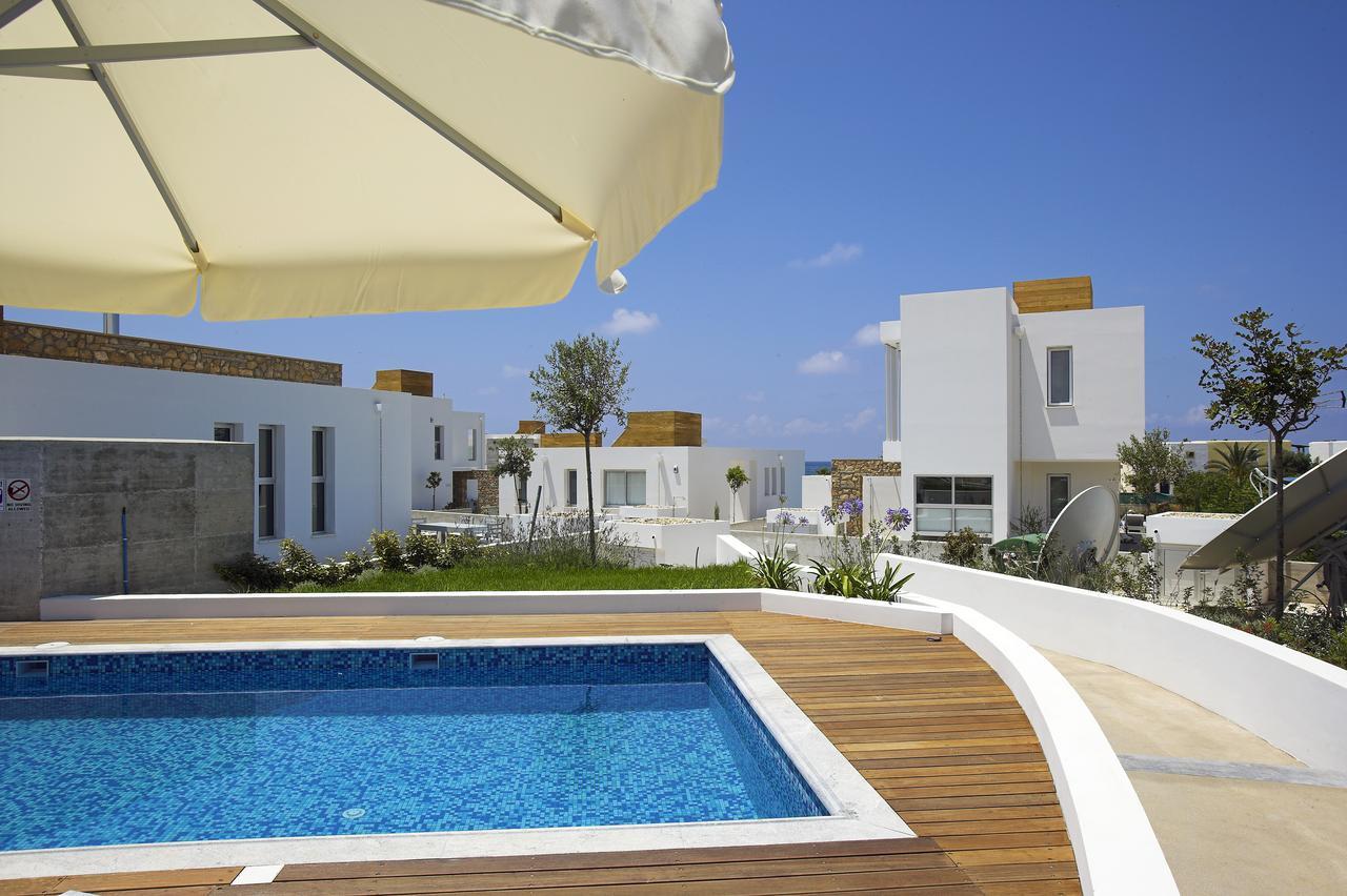 Paradise Cove Luxurious Beach Villas Paphos Esterno foto